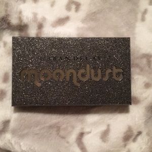 Moondust by urban decay